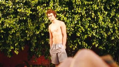 Eva Green sexy in White Bird in a Blizzard (2014)