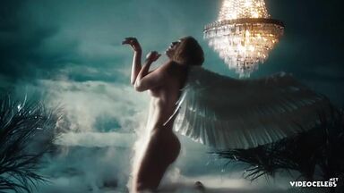 Jennifer Lopez sexy in In the Morning (2020)