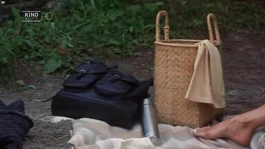 Jennifer Lopez sexy in Angel Eyes (2001)