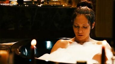 Jennifer Lopez sexy in El Cantante (2006)