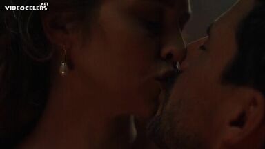 Teresa Palmer nude in A Discovery of Witches (2021)