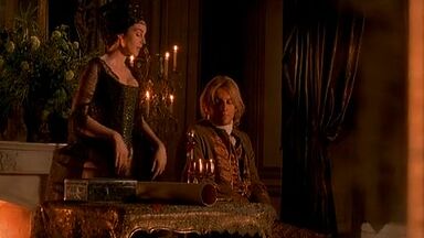 Monica Bellucci nude in Brotherhood of the Wolf (2001)