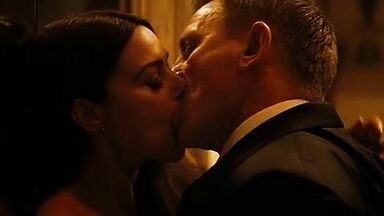 Hotest woman in the world