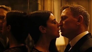 Hotest woman in the world