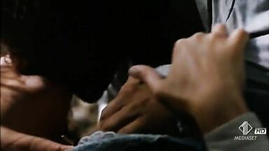 Monica Bellucci nude in Briganti