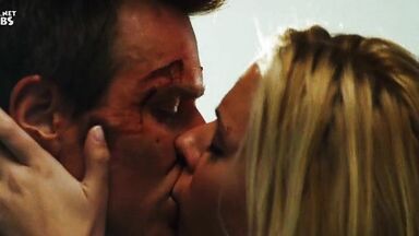 Scarlett Johansson sexy in The Island (2005)