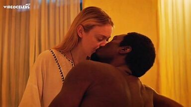 Hot kisses between a black guy and Dakota