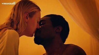 Hot kisses between a black guy and Dakota