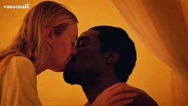 Hot kisses between a black guy and Dakota