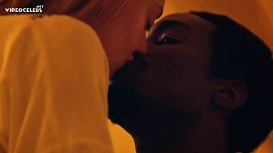 Hot kisses between a black guy and Dakota