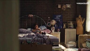 Hunter Schafer starts his morning with kisses