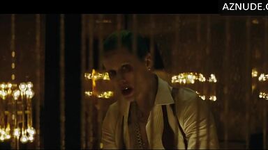 Margot in the arms of a black man