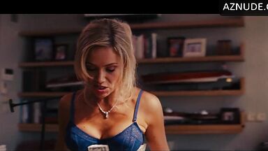 Margot make sex on a pile of money