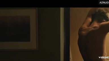 Margot has sex under the shower