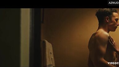 Margot has sex under the shower