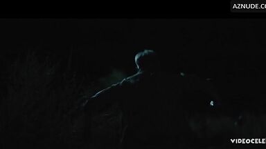 Margot has sex under the shower