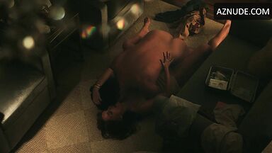 Sex on the floor with bare ass