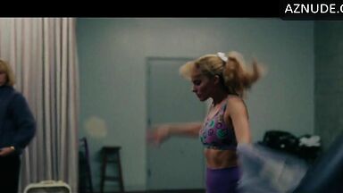 Margot the ice artist