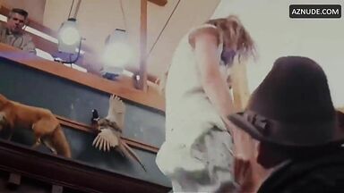 Margot shows us her left tits