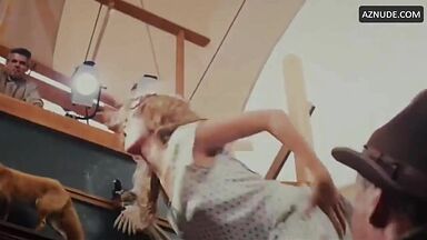 Margot shows us her left tits