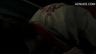 Backseat foreplay with Anne Hathaway