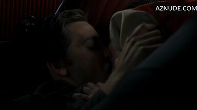 Backseat foreplay with Anne Hathaway