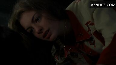 Backseat foreplay with Anne Hathaway