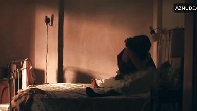 Natalie Portman rides a black cock