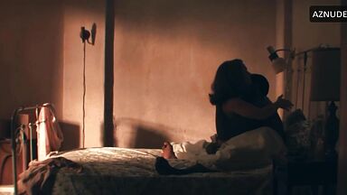 Natalie Portman rides a black cock