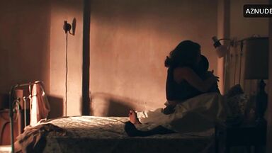 Natalie Portman rides a black cock