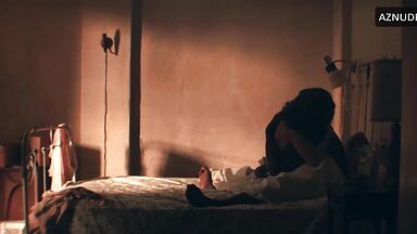 Natalie Portman rides a black cock