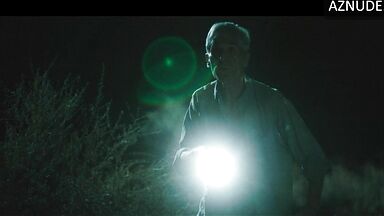 Margot Robbie caught swimming in the lake