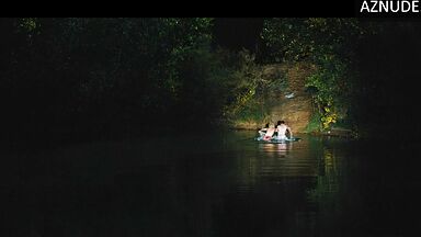 Margot Robbie caught swimming in the lake