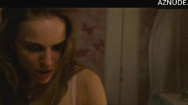 Moaning oral sex performed by Mila Kunis