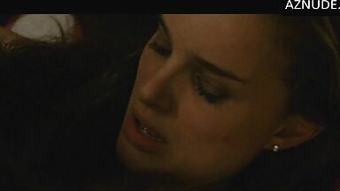 Moaning oral sex performed by Mila Kunis