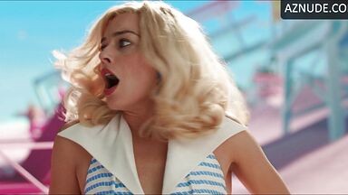 Margot Robbie and her perfect legs