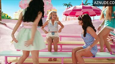 Margot Robbie and her perfect legs