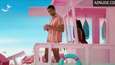 Margot Robbie and her perfect legs