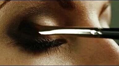 Blonde who has no escape