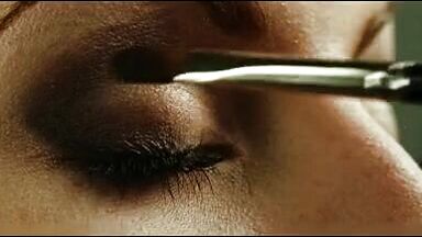 Blonde who has no escape