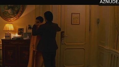 Anne Hathaway naked in a hotel room