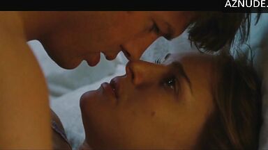 Natalie Portman sex scene