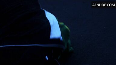 Anne Hathaway fighting