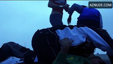 Anne Hathaway fighting