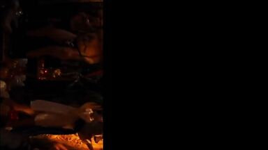 Margot Robbie sexy in Babylon