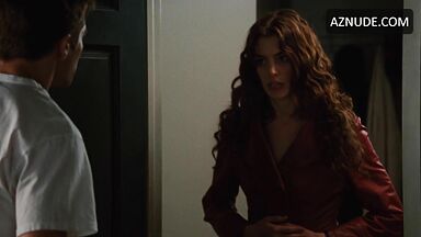 Anne looking gorgeous