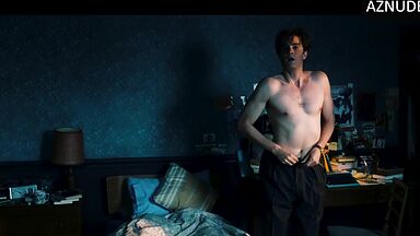 Anne running around naked