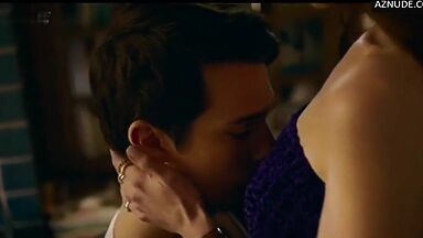 Kissing the dream girl