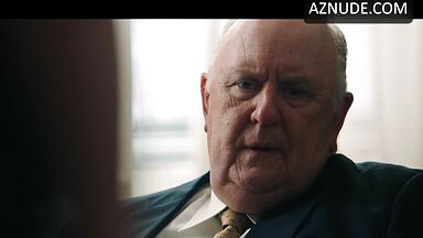 Humilliating the secretary