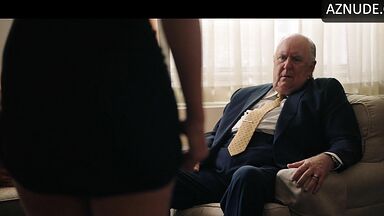 Humilliating the secretary